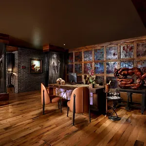 4* Hotel The Bohemian Riverfront, Autograph Collection